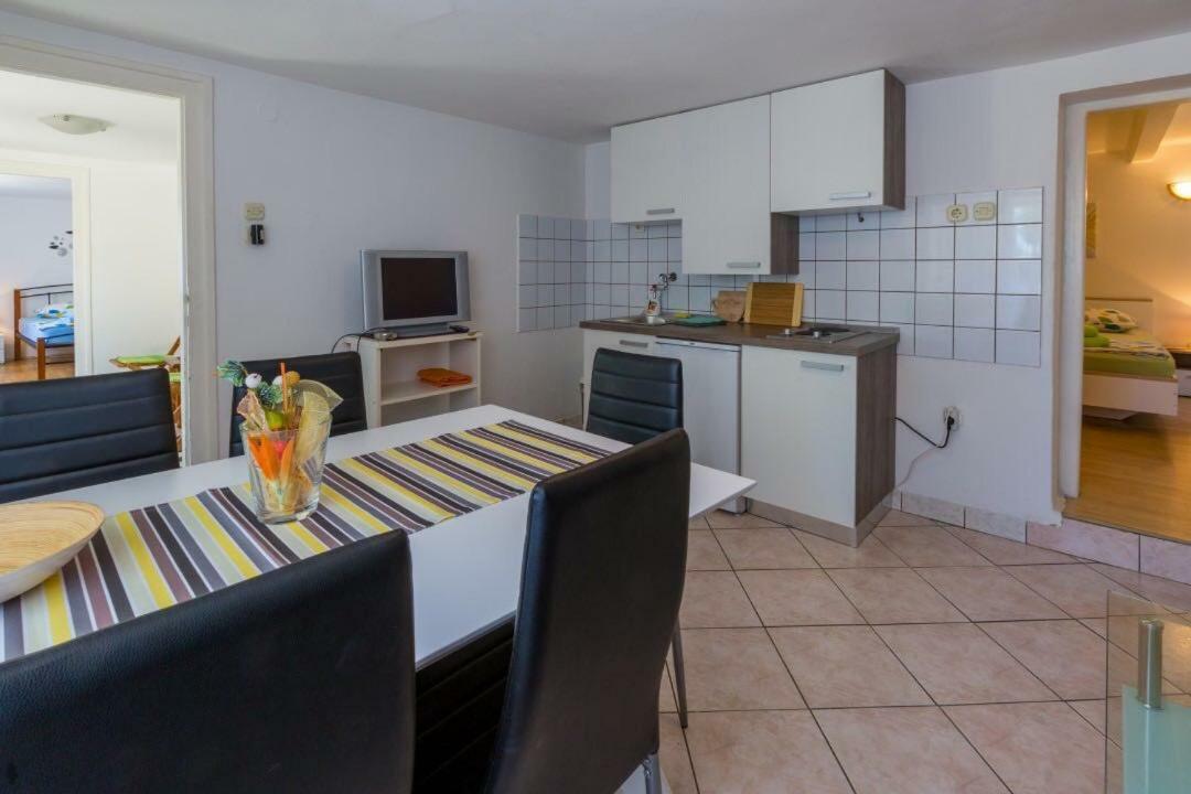 Apartment Dvorska Crikvenica Esterno foto