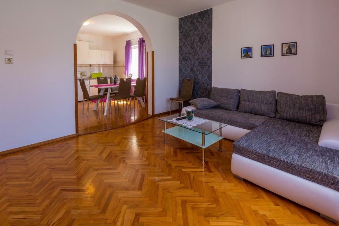 Apartment Dvorska Crikvenica Esterno foto