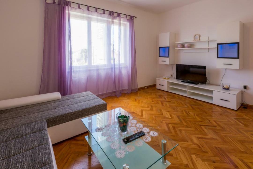 Apartment Dvorska Crikvenica Esterno foto